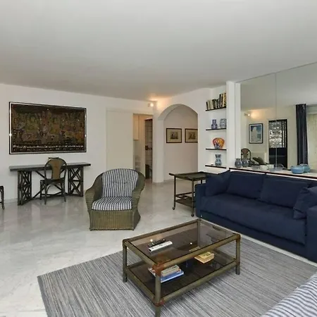 Grand Bleu, Vista Mare E Monaco * روكوبرُن كاب مارتي